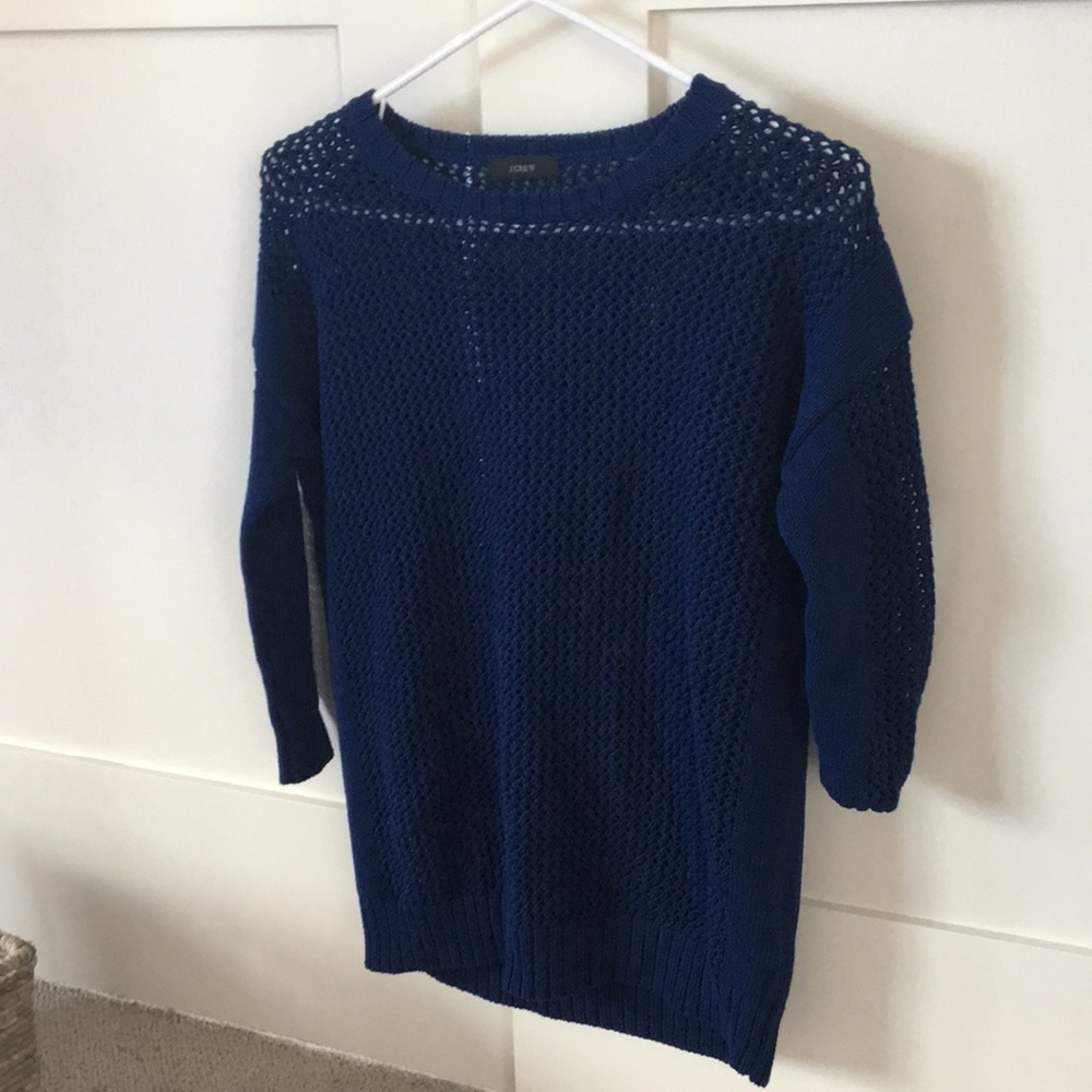 Beachy navy jcrew light knit sweater